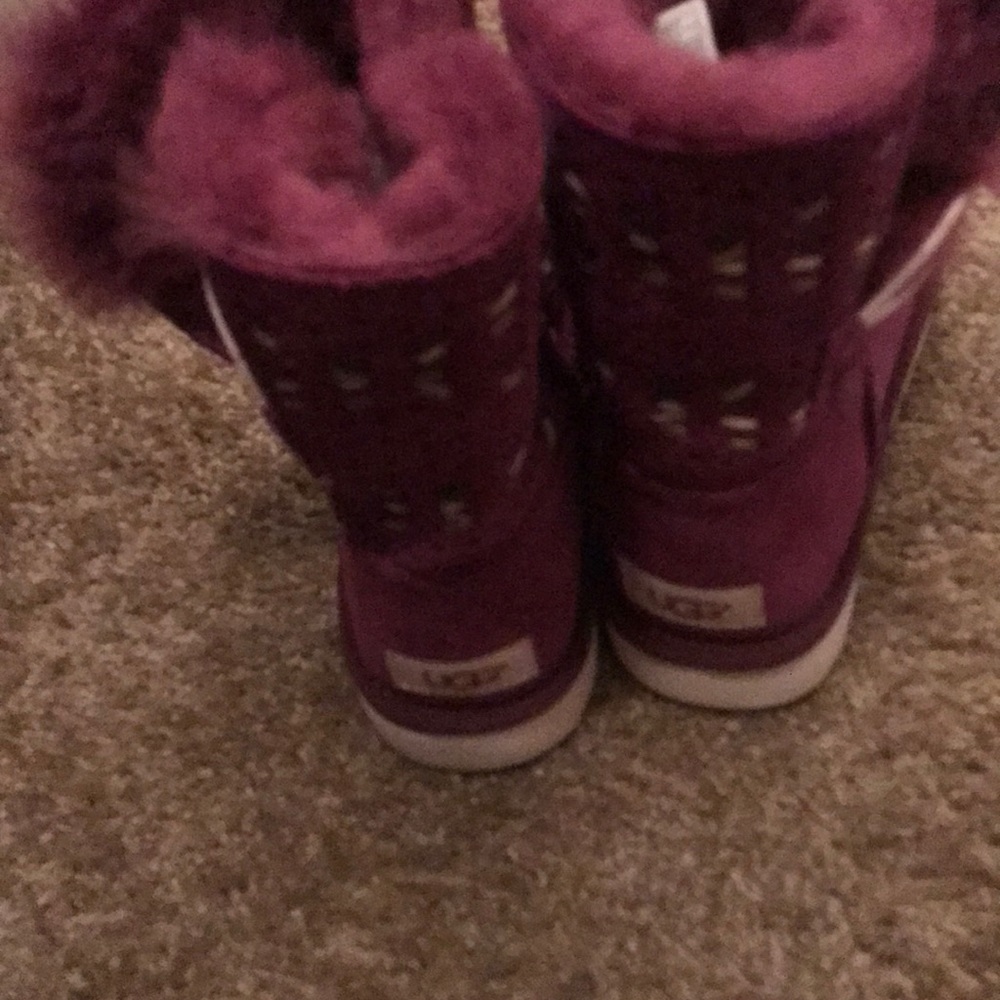 Purple ugg boots brand new- size 8